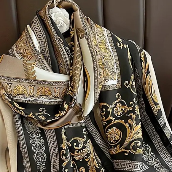 Elegant Black and Gold  Scarf - Picture 1 of 5